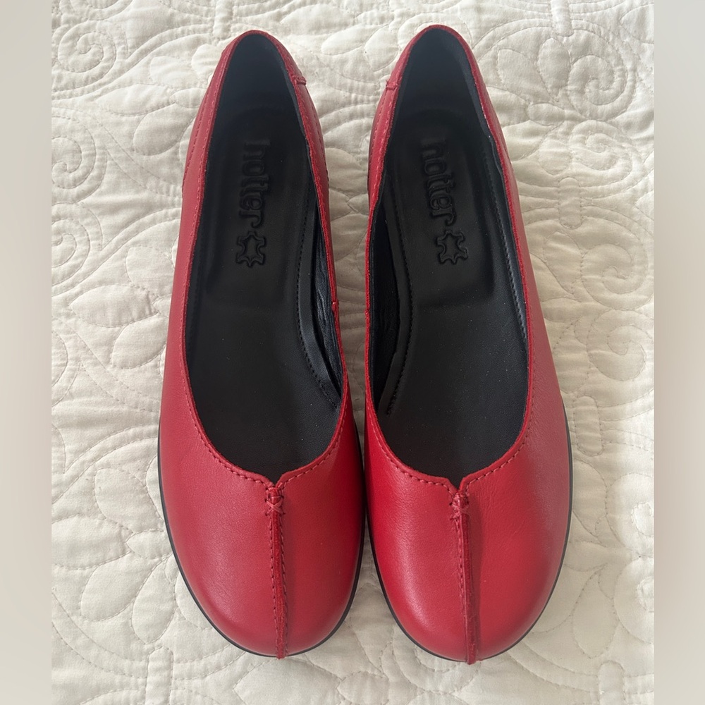NWOT Hotter Robyn Red Ballet Slip On Shoe